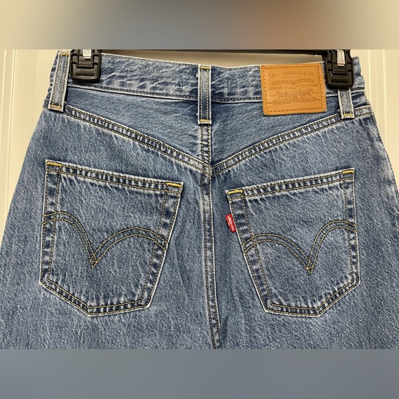 Levi’s premium HIGH LOOSE TAPER FIT WOMEN'S JEANS size 24 - Picture 6 of 11